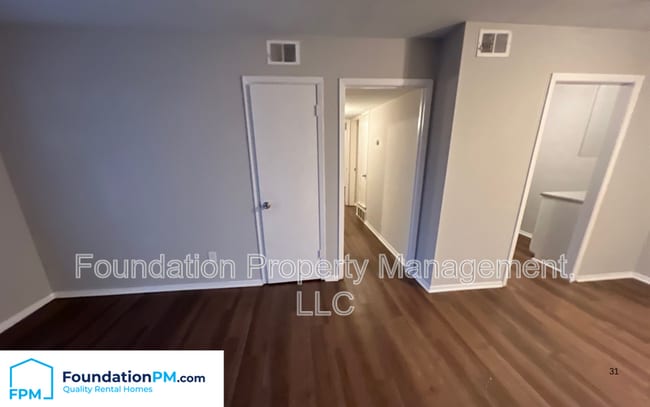 Building Photo - 3949 Macon Rd