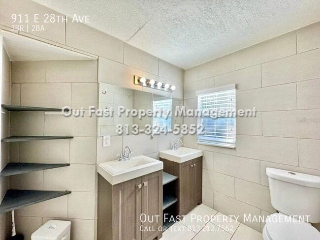 Building Photo - 911 E 28th Ave