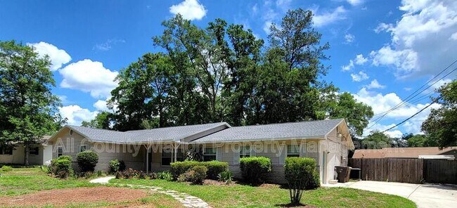 Primary Photo - 1511 SE 40th Ct