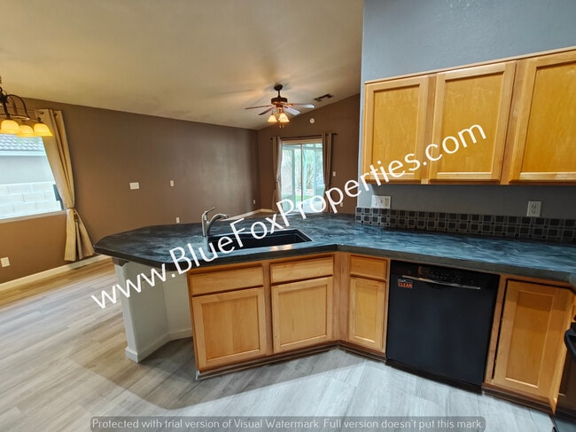 Building Photo - 5524 W Guild Springs St