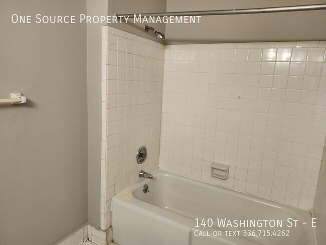 Building Photo - 140 Washington St