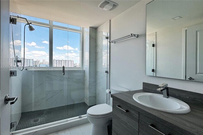 Building Photo - 400 Sunny Isles Blvd