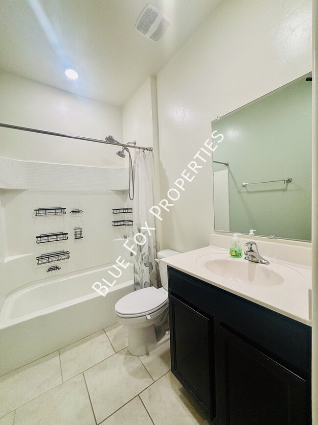 Building Photo - 10232 N Crooked Peak Trail