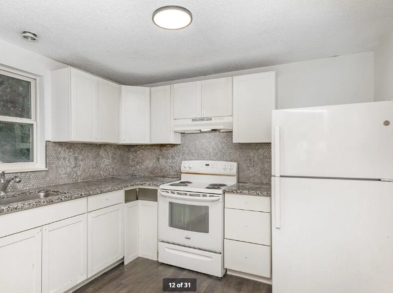 Building Photo - 8435 Othello Pl