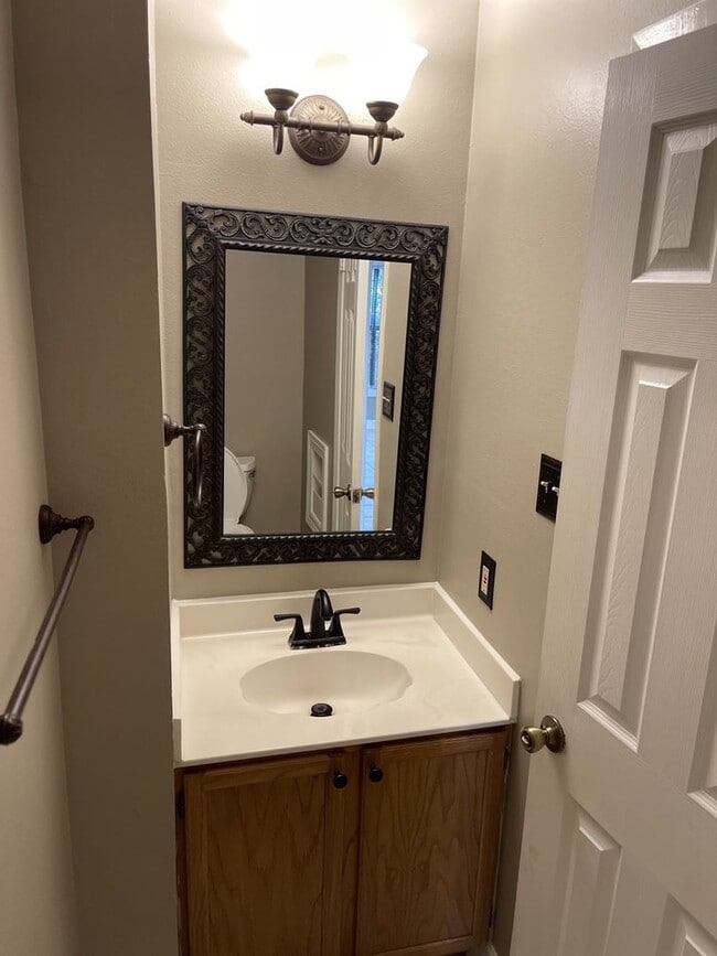 Building Photo - THE GARDENS OF CANYON