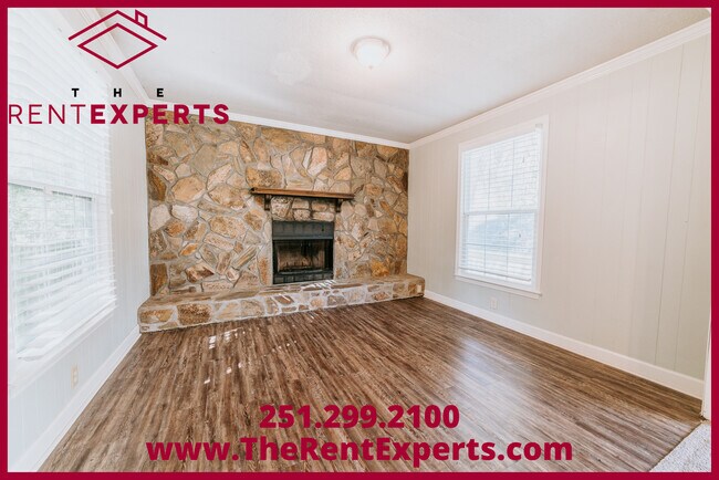 Building Photo - 254 Pinehill Dr