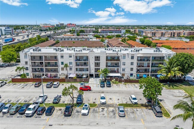 Building Photo - 5775 W 20th Ave