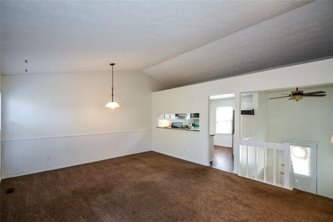 Building Photo - 115 Arborfield Way