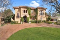 Building Photo - 6807 Lupton Dr