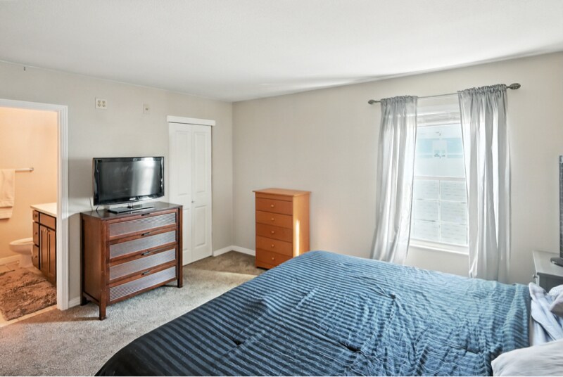 Building Photo - 3441 S Ammons St
