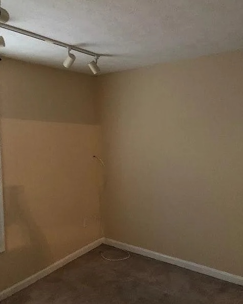 Building Photo - 430 Woodhill Dr