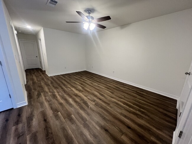 Building Photo - 6821 Whitney Polk Ct