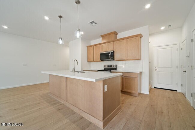 Building Photo - 2610 Deweese Lp