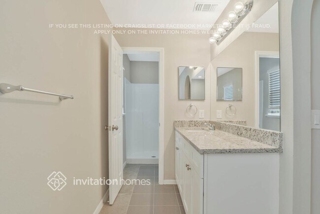 Building Photo - 10 Tamiami Way