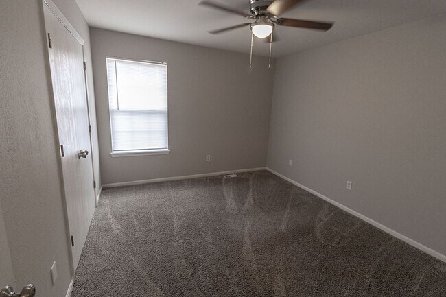 Building Photo - 5812-5814 Canaveral Dr.