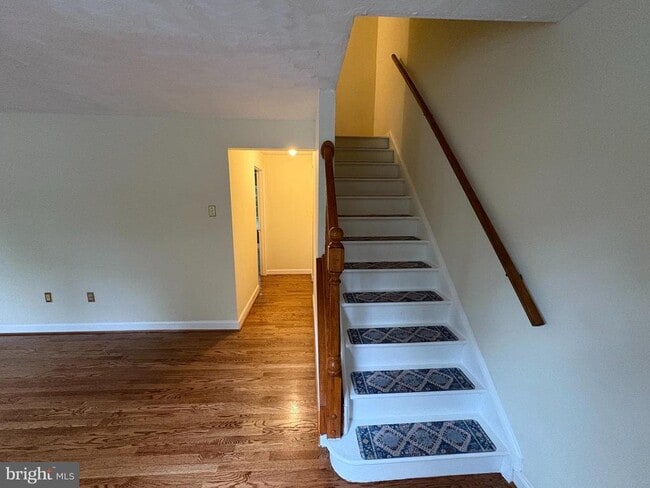 Building Photo - 4513 Squiredale Square