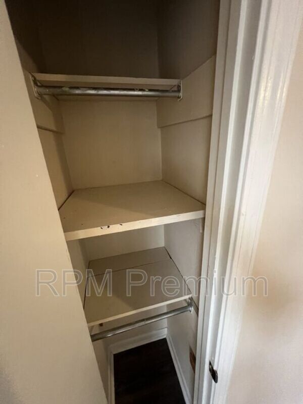 Building Photo - 5268 S Brightside View Dr