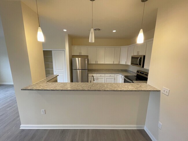 Building Photo - Luxurious 1-Bedroom Apartments in Downtown Schenectady!