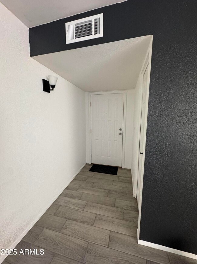 Building Photo - 2609 W Emile Zola Ave