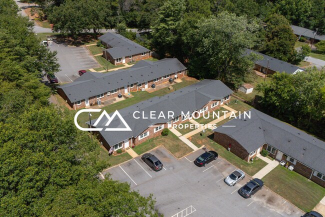 Building Photo - Move-in Special! Limited-Time Leasing Offer!
