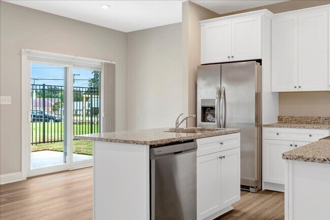 Building Photo - Cherfran Townhomes: Luxury Living in the Heart of South Hill