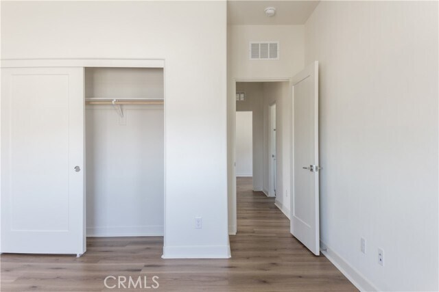 Building Photo - 35963 Bertain Dr