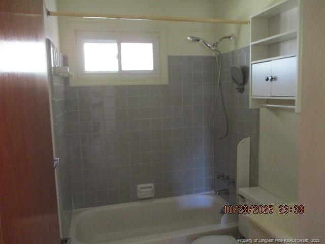 Building Photo - 4454 Wellington Dr