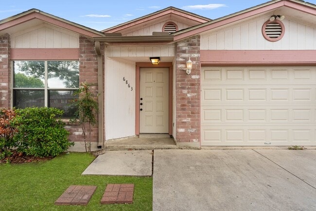Building Photo - 6863 Cypress Mist Dr