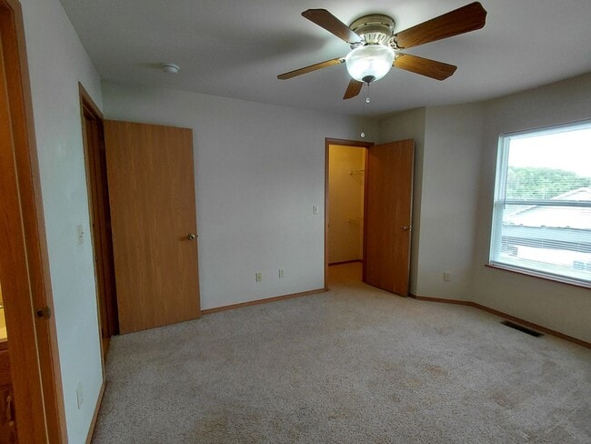 Building Photo - 20333 Skyview