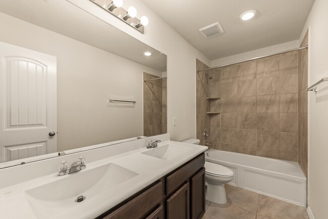 Building Photo - 3715 White Gardenia Ln