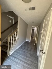 Building Photo - 4132 Silver Park Terrace