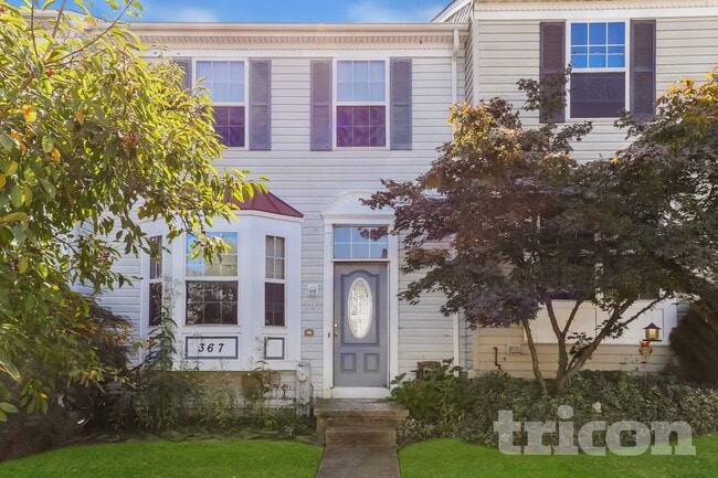 Building Photo - 367 Woodland Green Ct