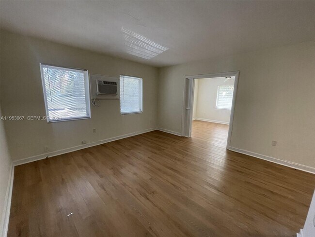 Building Photo - 218 Santillane Ave