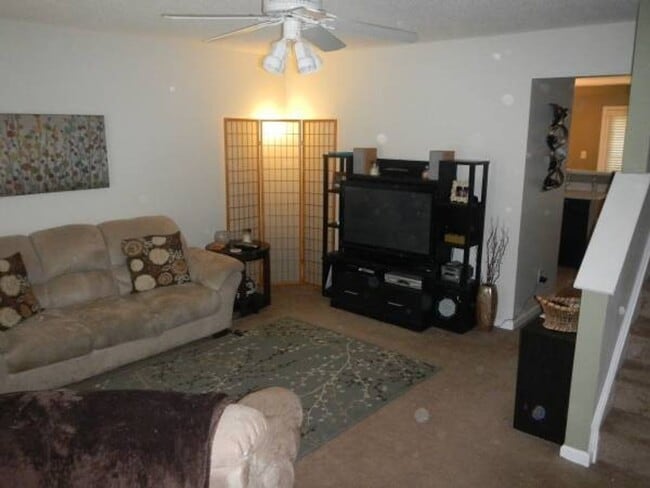 Building Photo - Durham / 2BR Townhouse of Pope Rd AVAIL