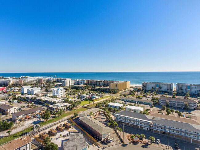 Building Photo - 316 Bream Ave