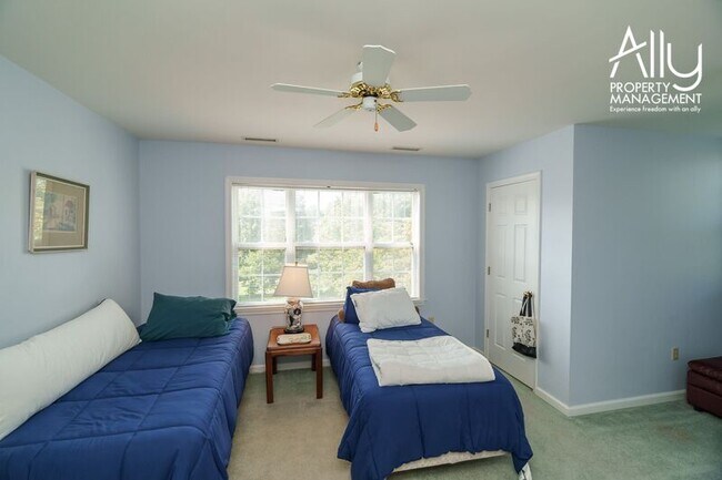 Building Photo - 2733 Southern Hills Ct