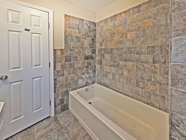 Building Photo - Updated 3-Bedroom Ranch Backing to Swann Nature Preserv