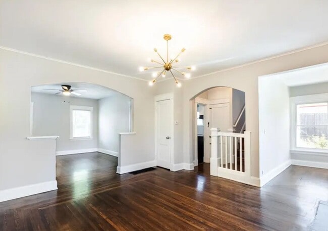 Building Photo - 2556 Williams Ave