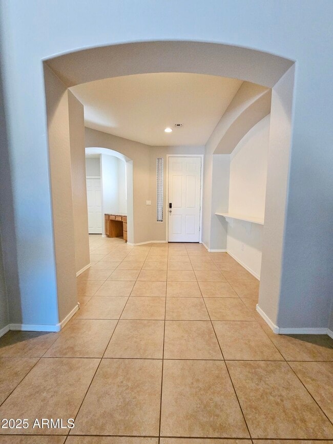 Building Photo - 18014 W Carmen Dr