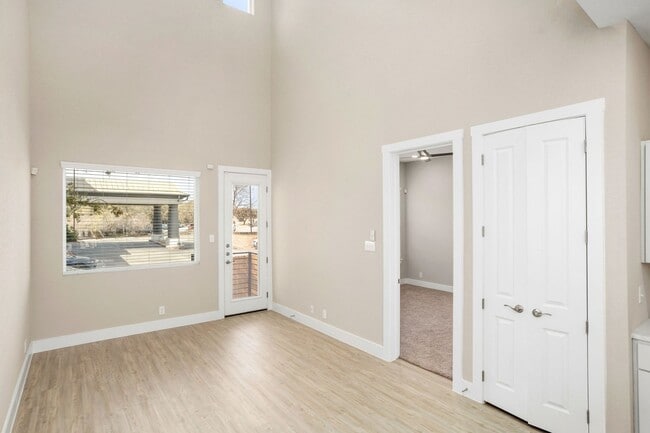 Building Photo - Luxury 3/2.5 Brand New Home