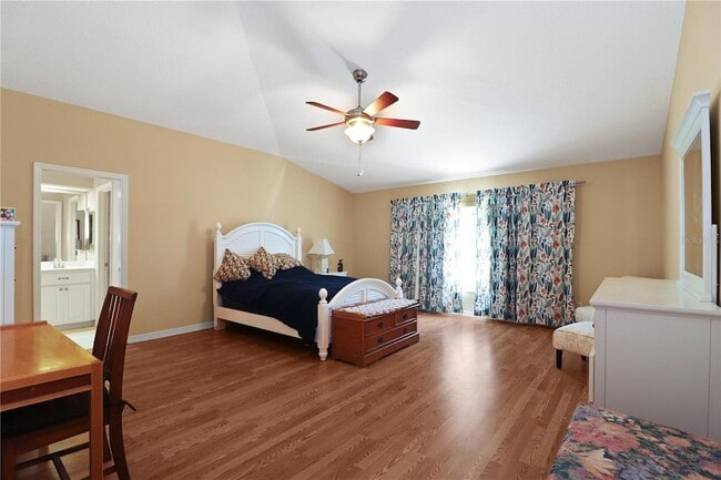 Building Photo - 21300 Royal St Georges Ln