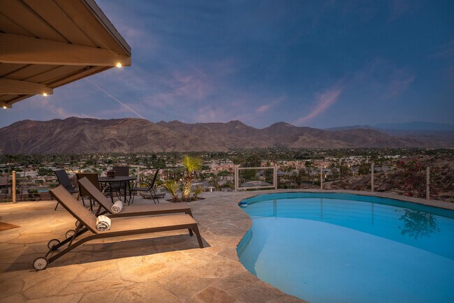 Building Photo - 17 Cahuilla Hills Dr