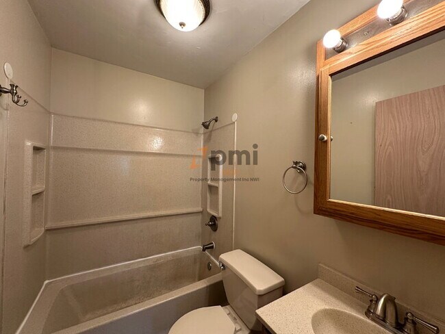 Building Photo - 6850 Van Buren Pl