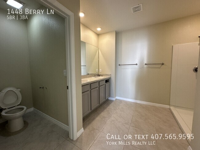 Building Photo - 1448 Berry Ln