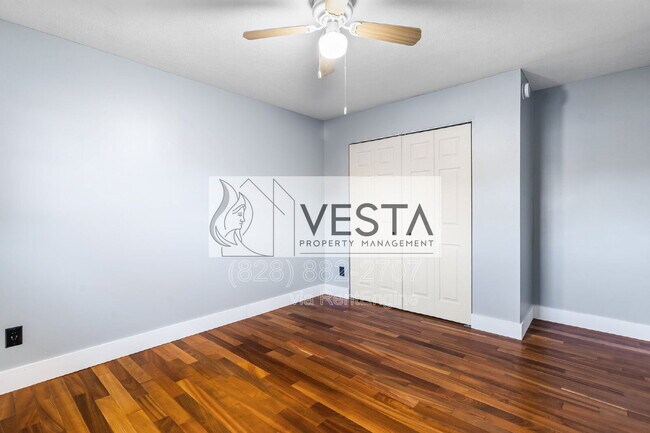 Building Photo - 23 Norman Rd