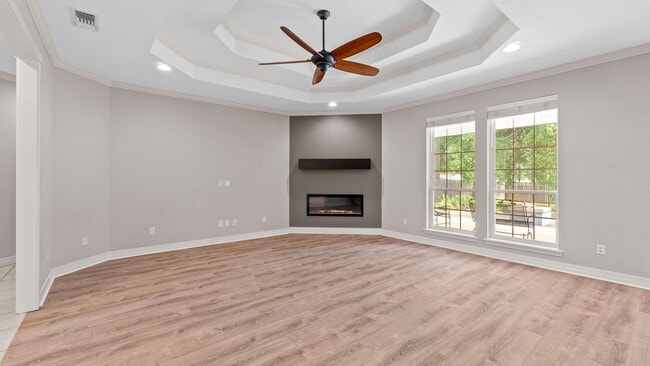 Building Photo - 4 Bedroom, 3 bathroom home in Pleasant Gro...