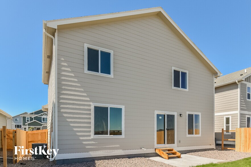 Building Photo - 10718 Luneth Dr