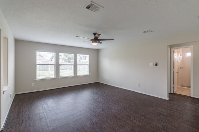 Building Photo - 13619 Northpointe Ridge Ln