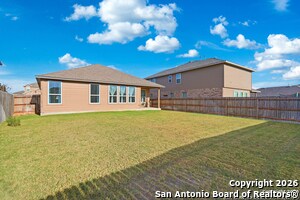 Building Photo - 9513 Bicknell Sedge