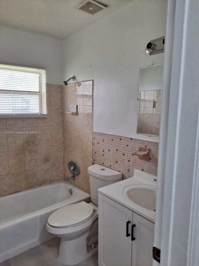 Building Photo - 4090 NW 31st Terrace
